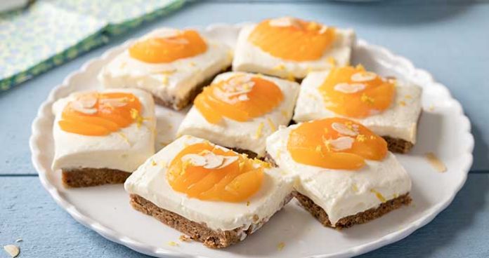 Almond_Apricot_Cheesecake_Bars easy food