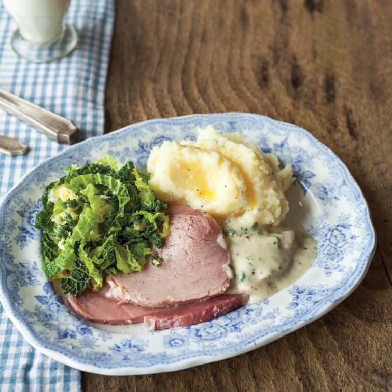 Bacon and cabbage with mustard and parsley sauce