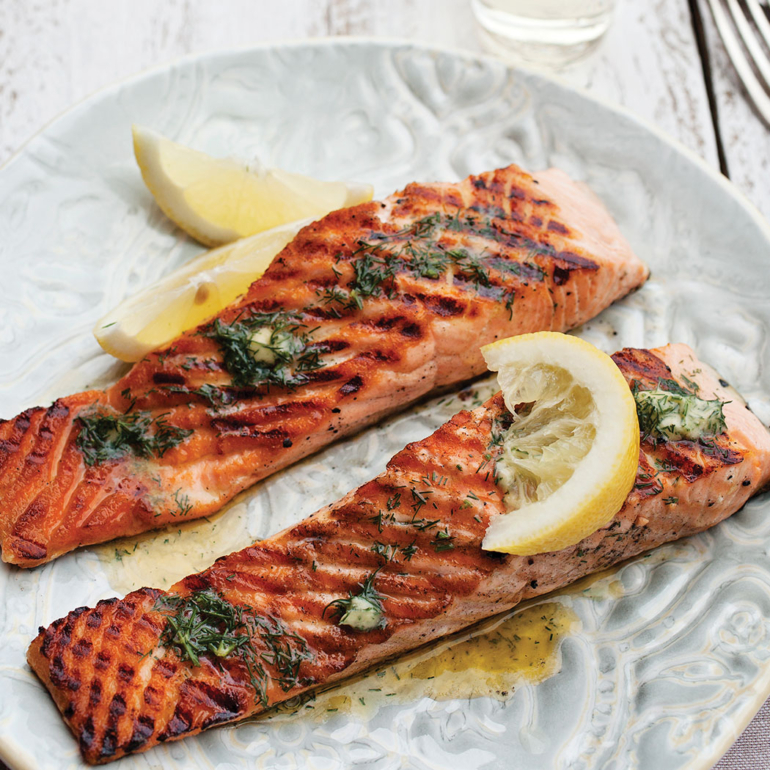 Barbecued salmon fillets with dill butter