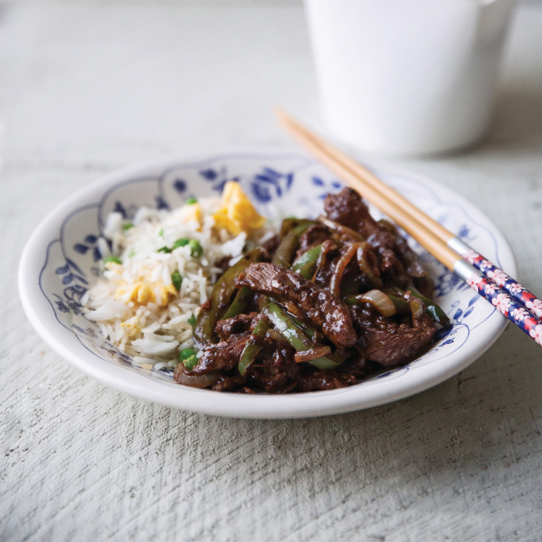 Beef with green pepper in black bean sauce