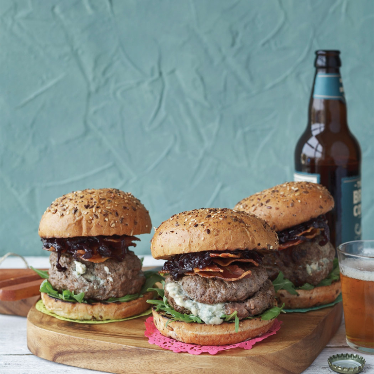 Stuffed blue cheese beef burgers with caramelised onions