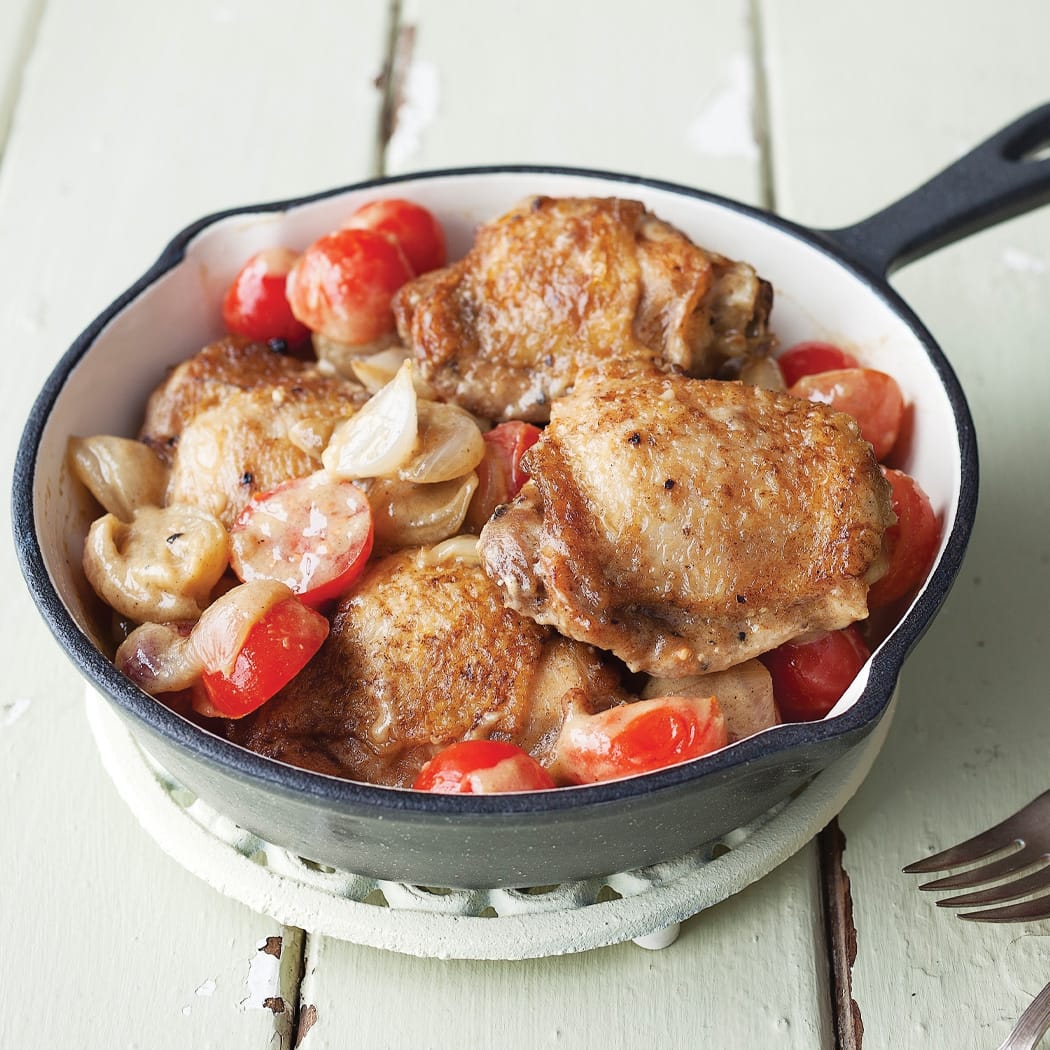 Chicken with shallots and cherry tomatoes | easyFood