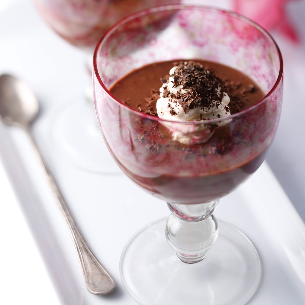 Chocolate mousse with Irish cream liqueur | easyFood