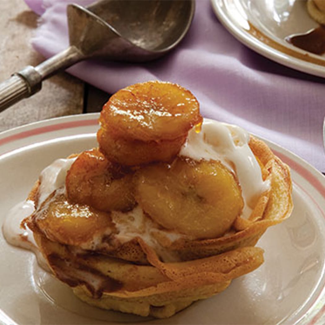 Gluten-free pancake ice-cream cups | easyFood