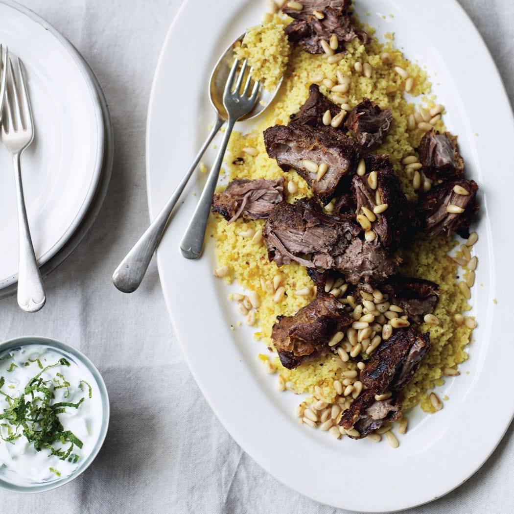 Lamb neck with yoghurt, cucumber and mint | easyFood