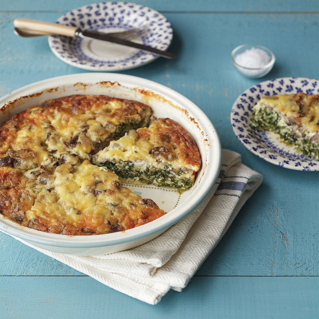 Crustless three-cheese mushroom and spinach quiche | easyFood