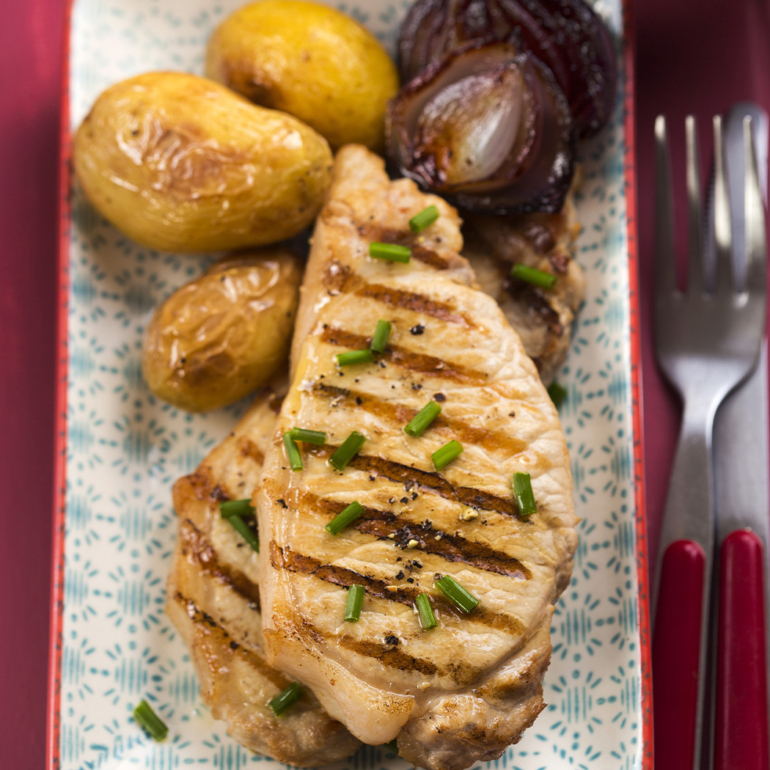 Roasted pork chops with balsamic onions