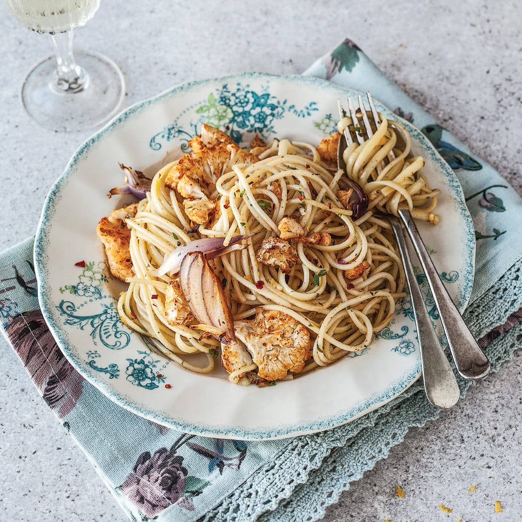Spicy cauliflower spaghetti recipe | easyFood
