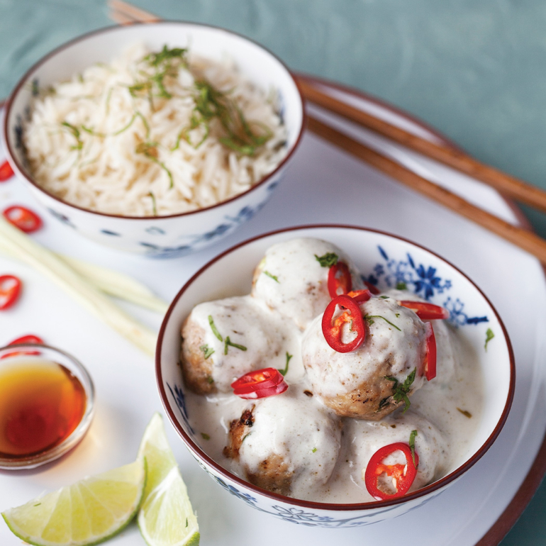 Thai green curry with pork meatballs