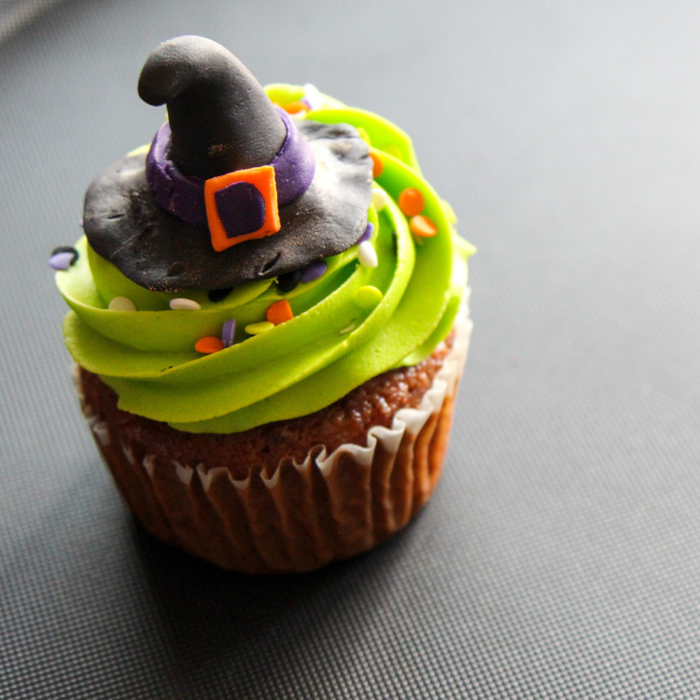 Witch’s hat cupcakes