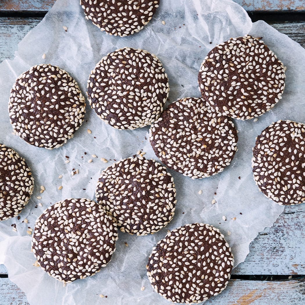 Chocolate tahini cookies | easyFood