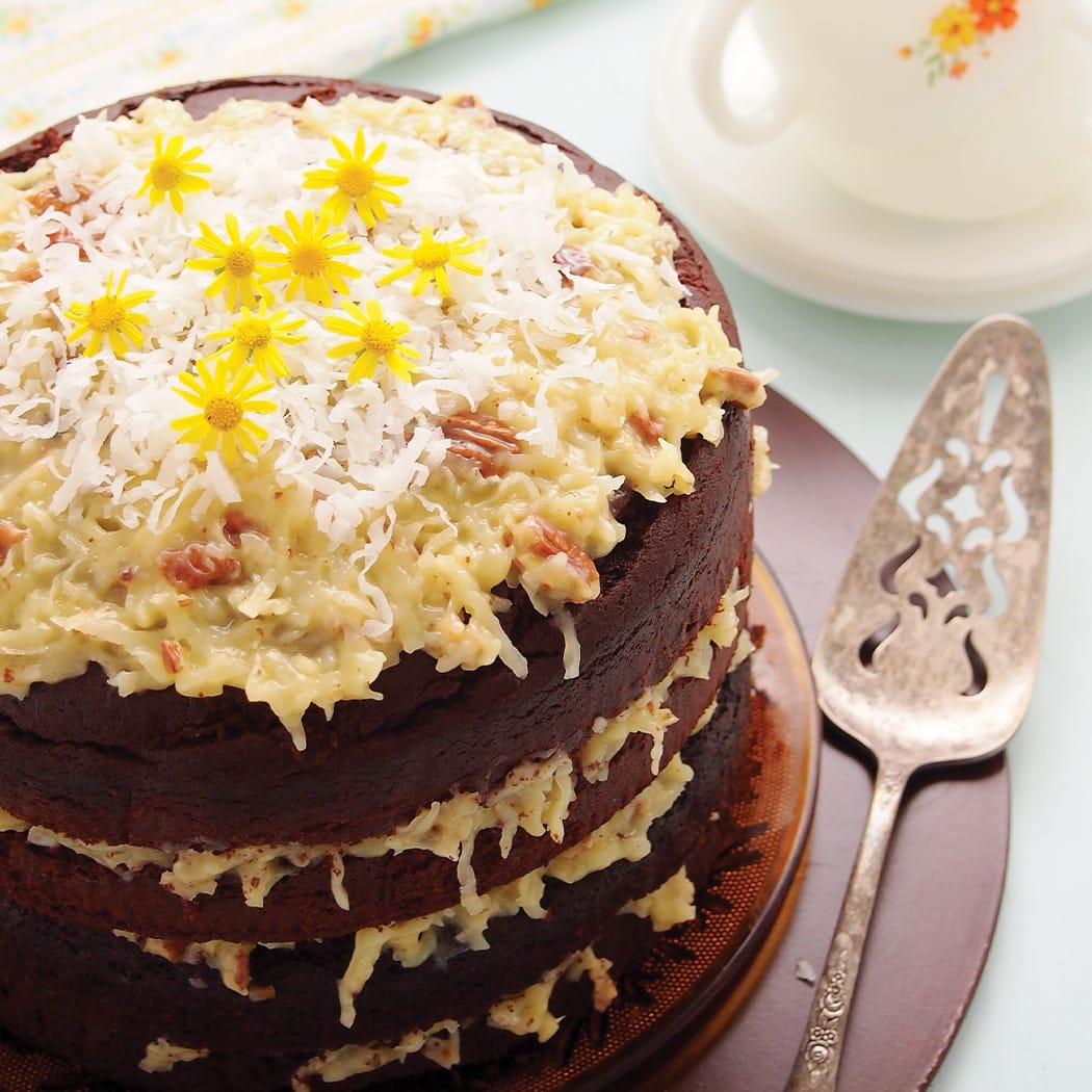 German Chocolate Cake | easyFood