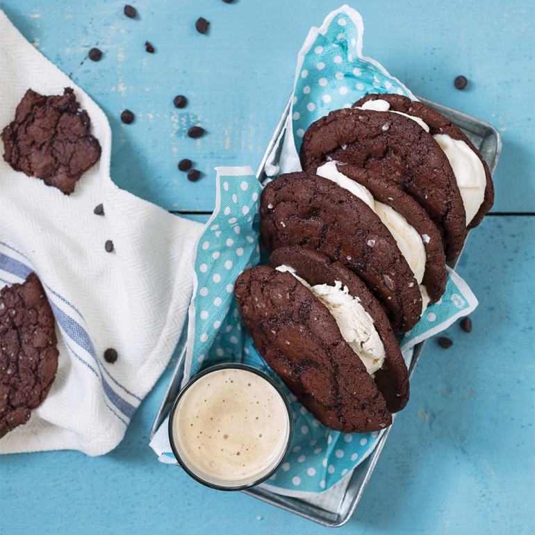 Salted ‘n’ spiced chocolate cookies