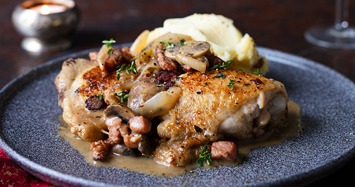 Easy Food magazine new issue 162 February 2022 Coq au Riesling