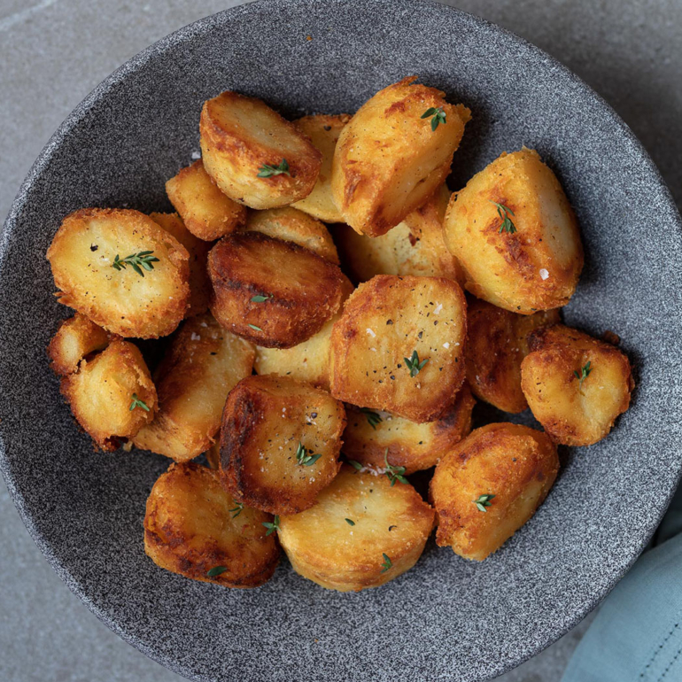 Crispy potatoes with rosemary