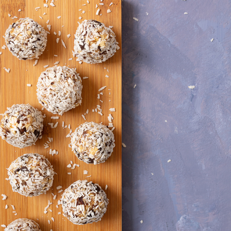 Fruit and nut energy balls