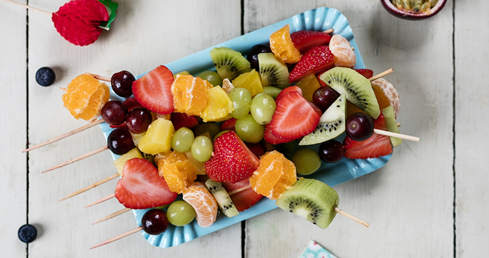 Fruity Sticks with Apple Berry Dip