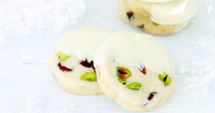 Cranberry, pistachio and white chocolate cookies Easy Food