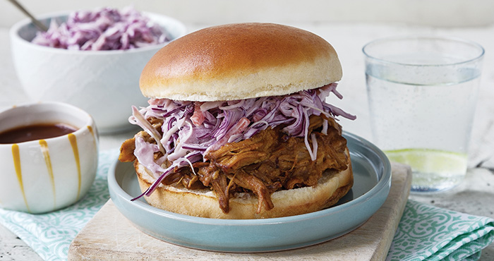 Pulled barbecue pork burger | Easy Food