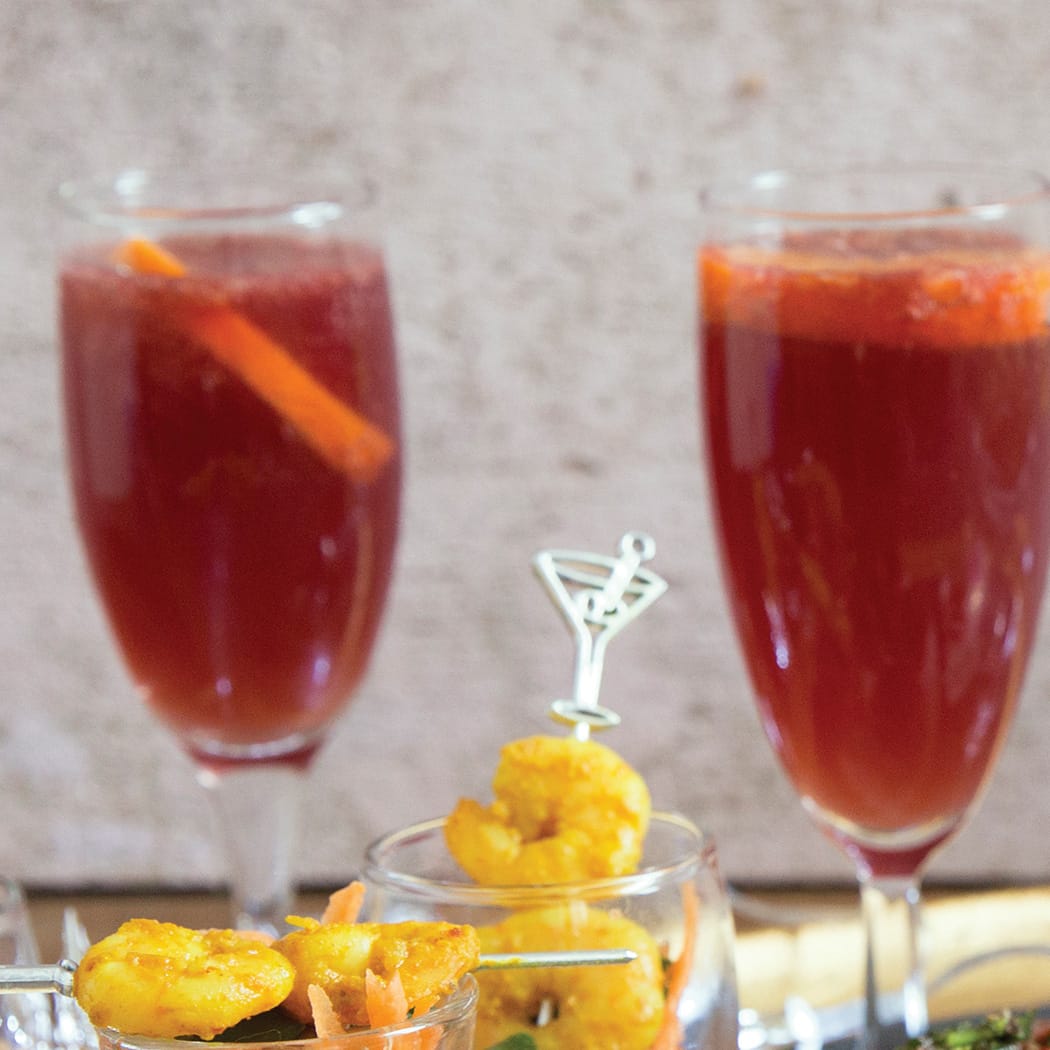 Easy champagne cocktail recipe | easyFood