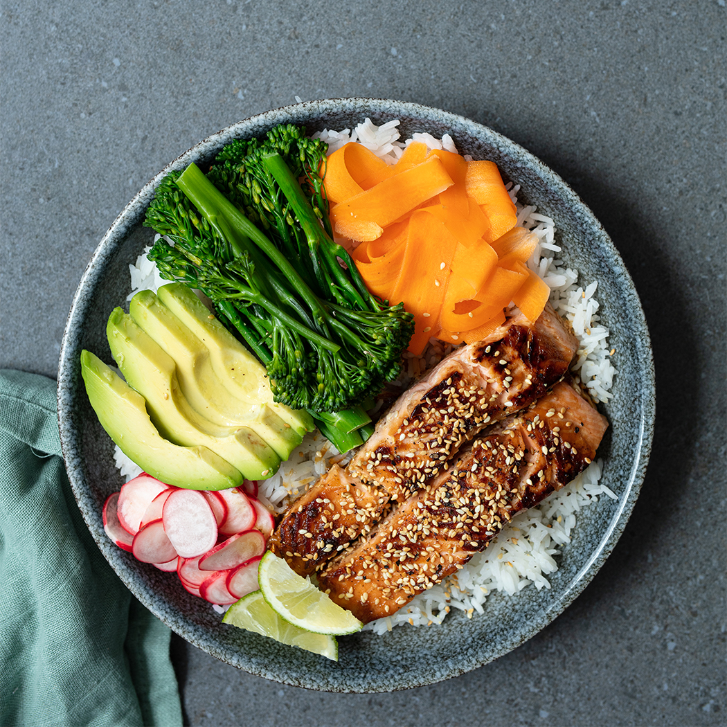 Salmon rice bowl | easyFood