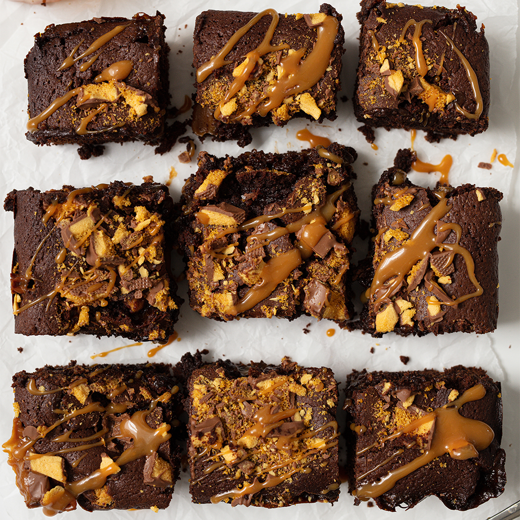 Salted caramel Crunchie brownies | easyFood