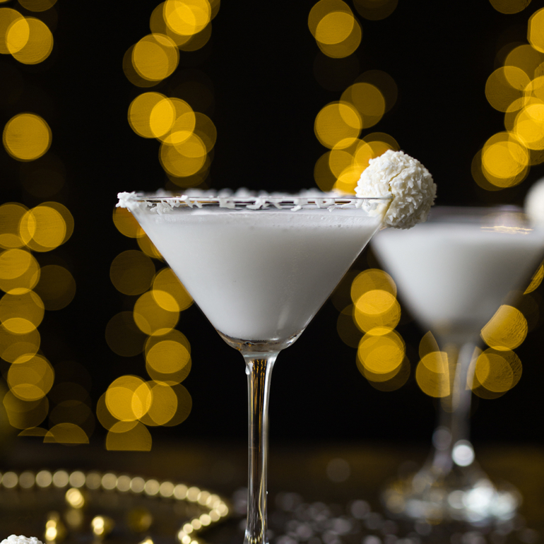 Snowy coconut martini