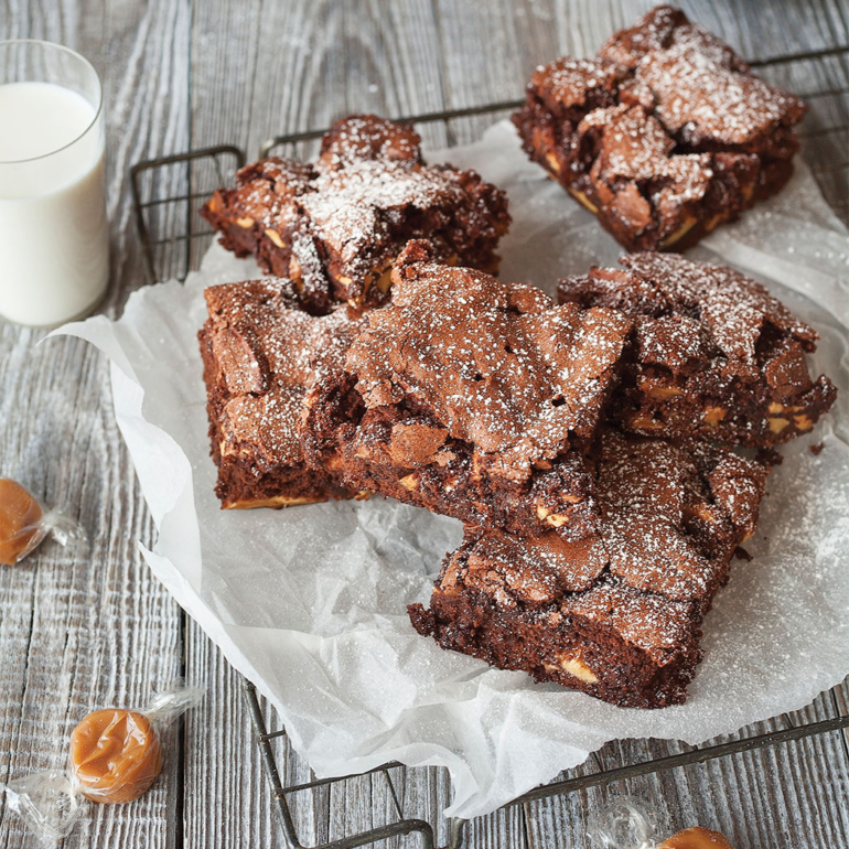 Toffee apple brownies