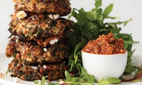 Kale and quinoa fritters with mozzarella_healthy snacks_easyfood