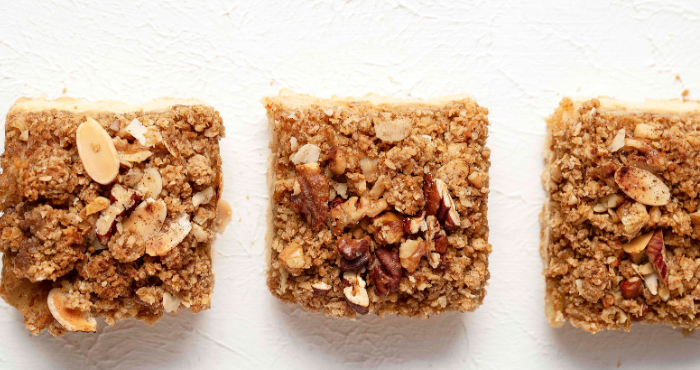 Apple crumble bars