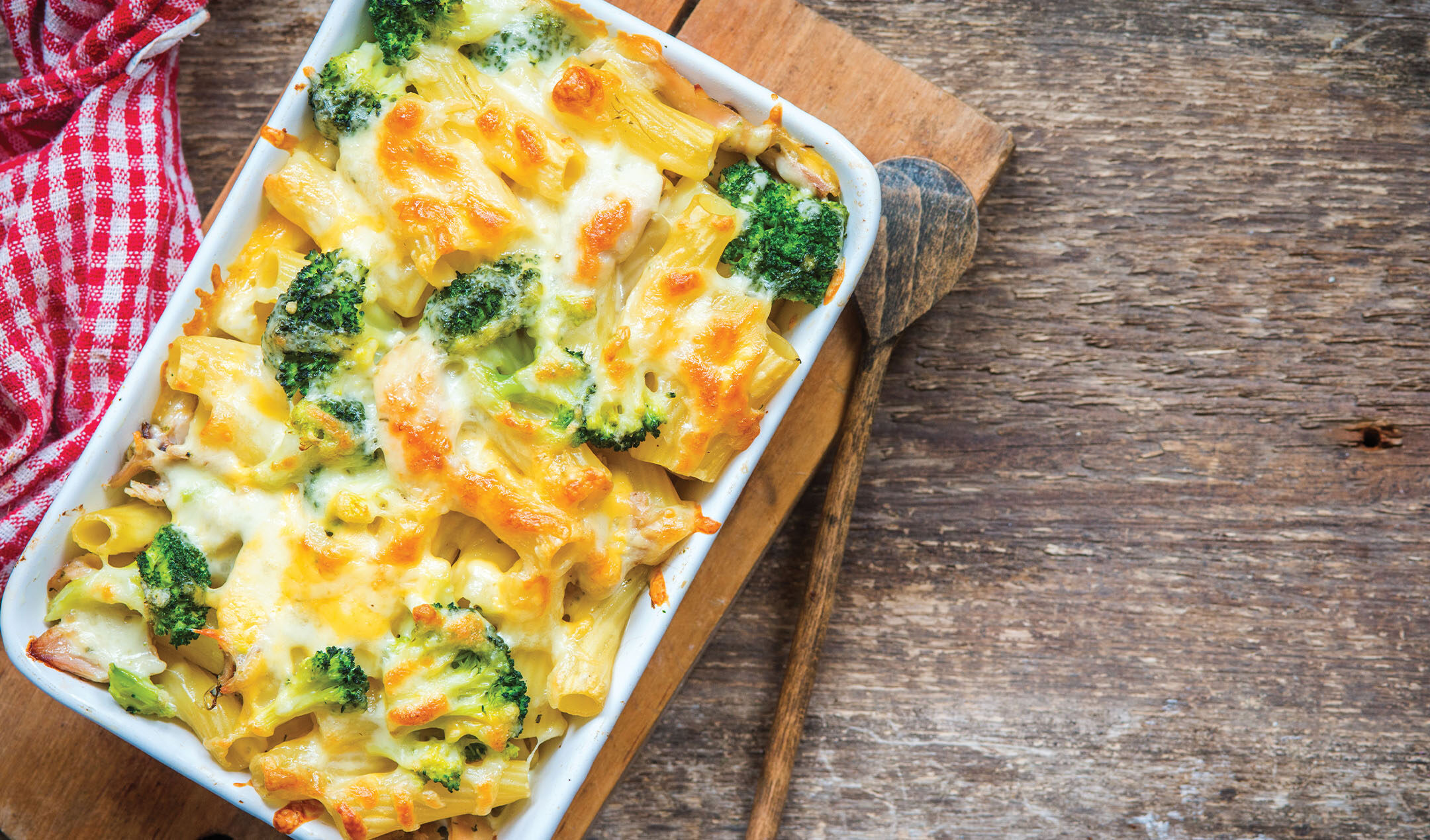 Chicken and broccoli bake recipe | easyFood