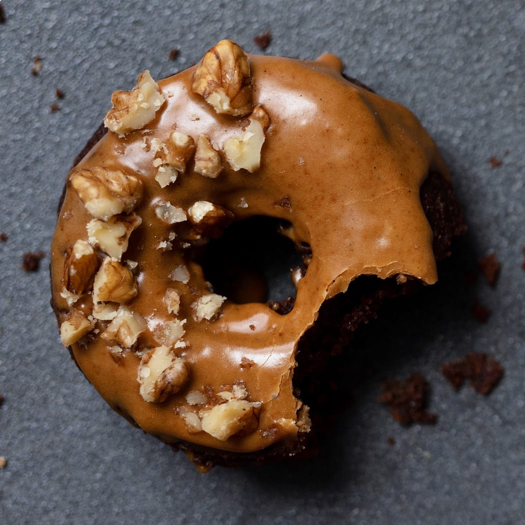 Chocolate coffee cake doughnuts recipe | easyFood