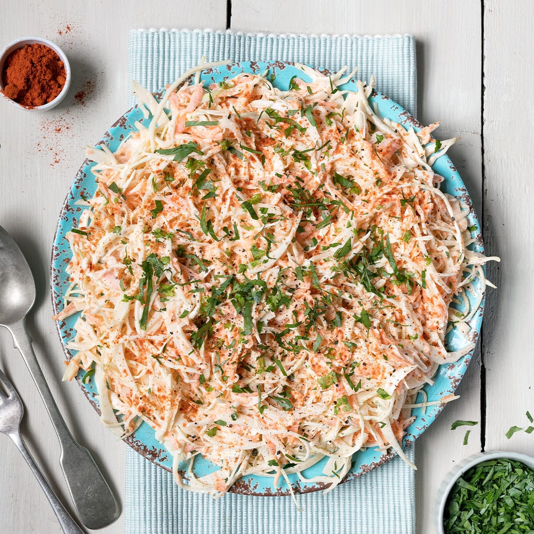 Classic coleslaw recipe | easyFood