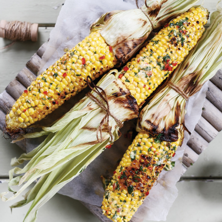 Corn-on-the-cob with chilli garlic butter