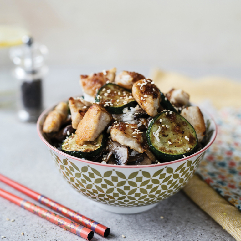 Crispy Chinese chicken with mushrooms and soy