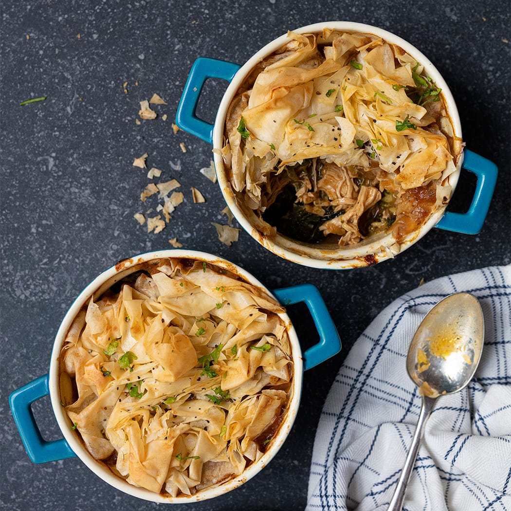 Curried chicken pie recipe | easyFood