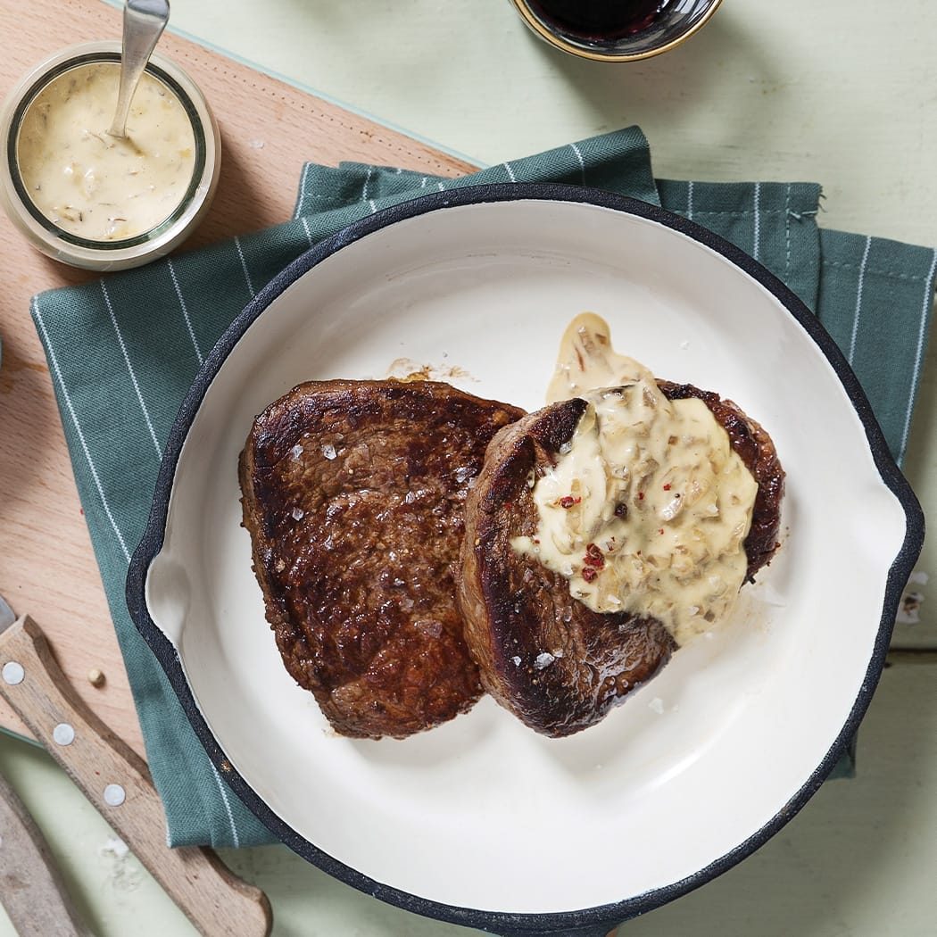 Fillet steaks with mustard sauce recipe | easyFood