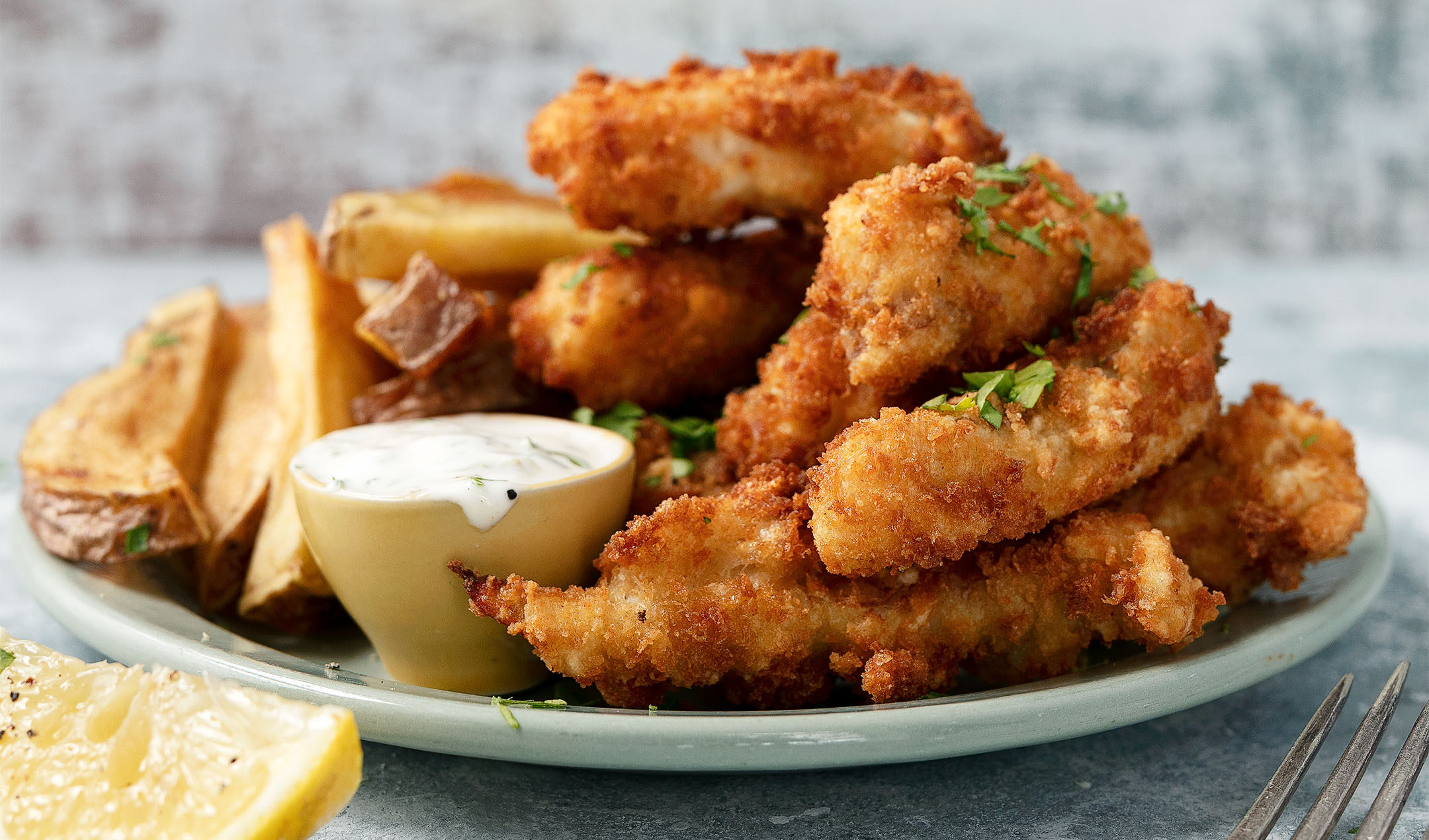 Fish fingers with chips and tartare sauce recipe