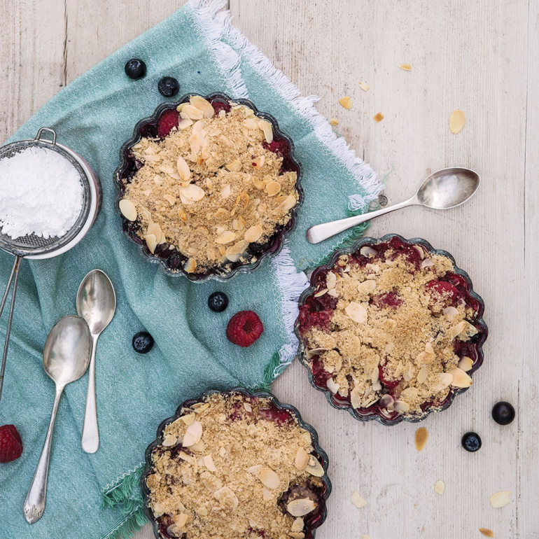 Forest fruit almond crumble