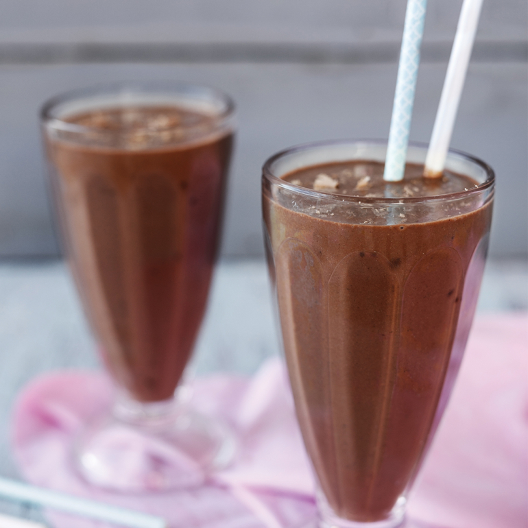 Lactose-free chocolate milkshakes