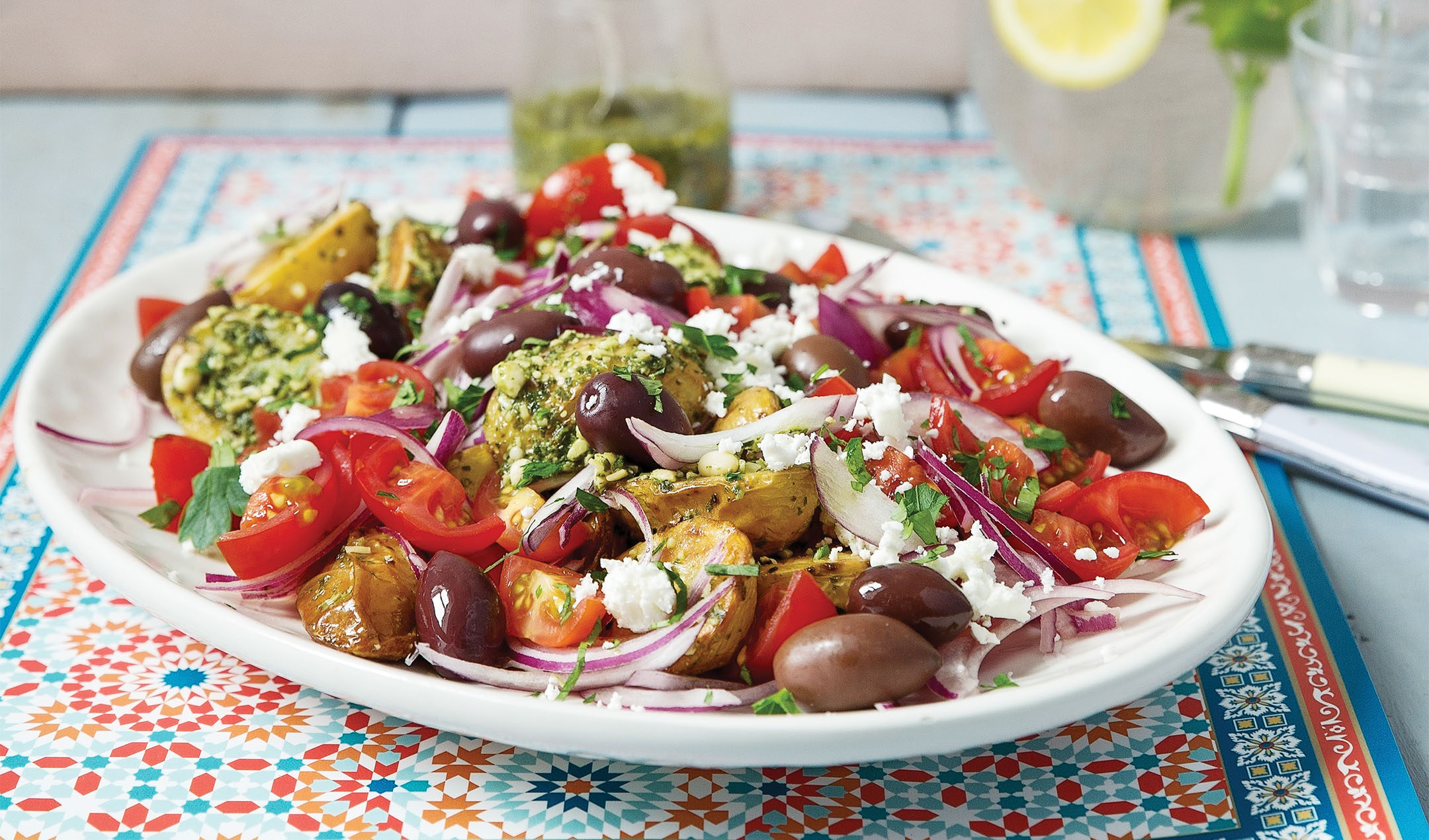 Mediterranean potato salad recipe | easyFood
