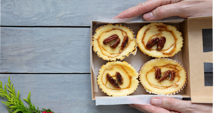  Mini cheesecakes with caramelised pecans