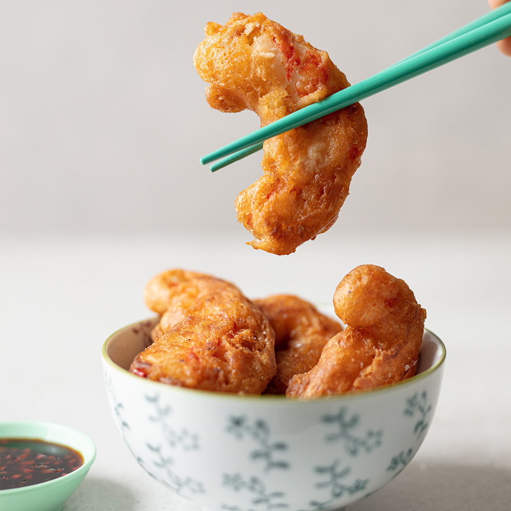 Prawn tempura with dipping sauce recipe | easyFood