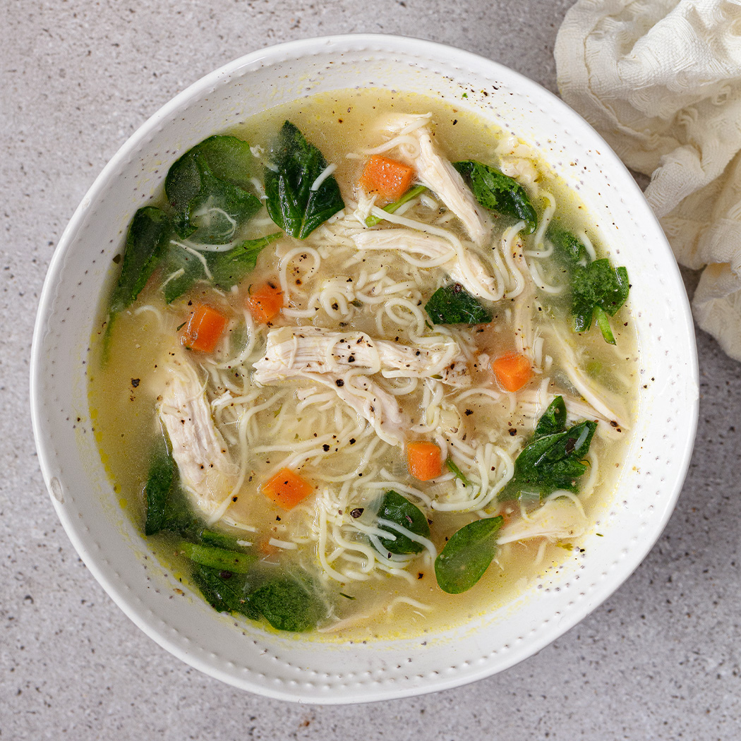 Quick chicken noodle soup recipe | easyFood