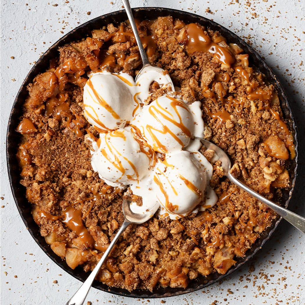 Salted caramel apple walnut crumble recipe | easyFood