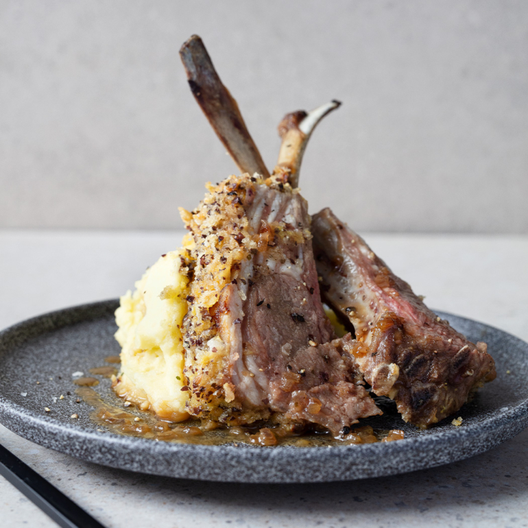 Seaweed-crusted rack of lamb with whiskey jus
