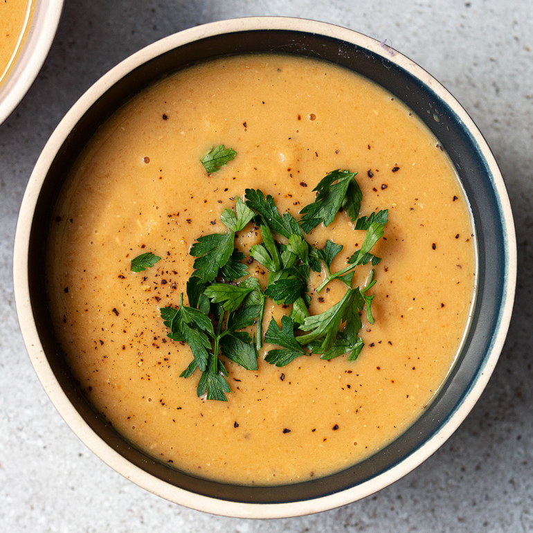 Simple red lentil and carrot soup