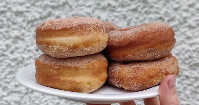 sourdough doughnuts