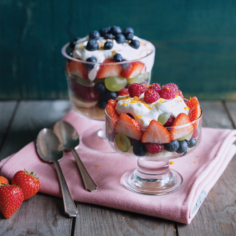 Strawberry fruit salad with honey yoghurt