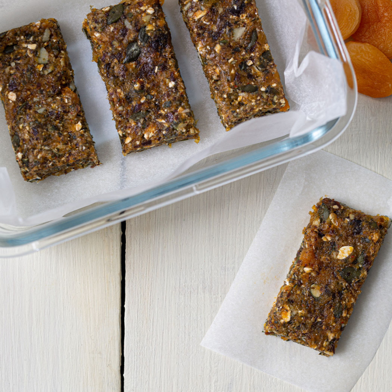 Apricot & ginger protein bars